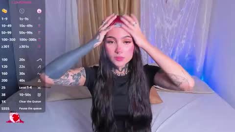 Snapshot of sara_queen9 chatting on 13, 10, 2025 Sara online show from 13, 10, 2025