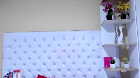 sara_salgado online show from 27, 10, 2025