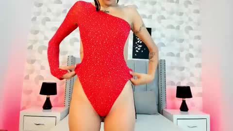 SARA SANTACRUZ online show from 24, 2, 2026