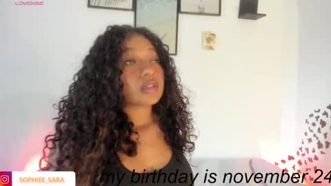 Snapshot of sara_sophiee chatting on 9, 11, 2025 sara sofia online show from 9, 11, 2025