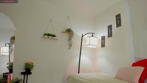 sara_sweett9 online show from 9, 10, 2025