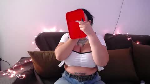 Snapshot of sara_winehouse1 chatting on 24, 1, 2025 1 online show from 24, 1, 2025