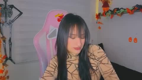 Sarah Ramirez online show from 21, 10, 2025