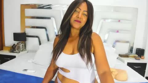 Sara online show from 9, 10, 2025