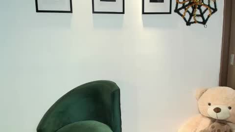 Sara online show from 11, 11, 2025