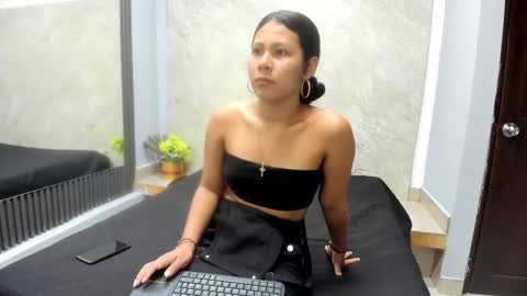 Snapshot of sarah__19 chatting on 28, 11, 2025 Sarah online show from 28, 11, 2025