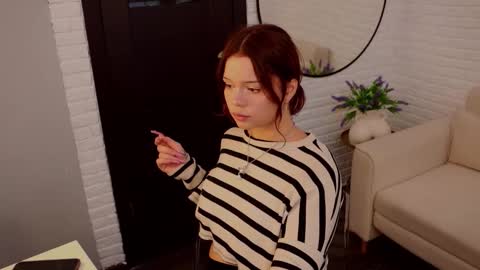 Sarah online show from 6, 10, 2025