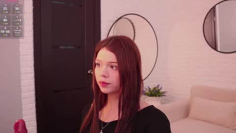 Sarah online show from 8, 11, 2025