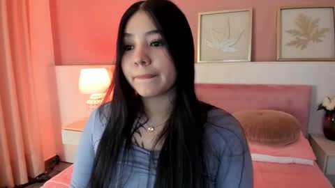 sarah__hills online show from 18, 9, 2025