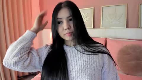sarah__hills online show from 26, 9, 2025