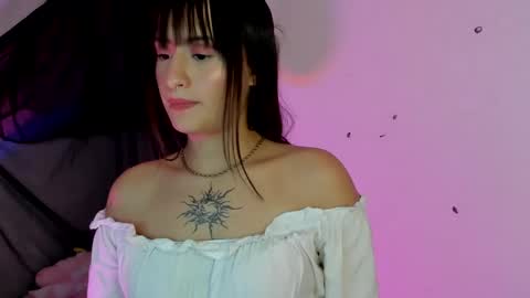 Sarah Ramirez online show from 7, 1, 2025