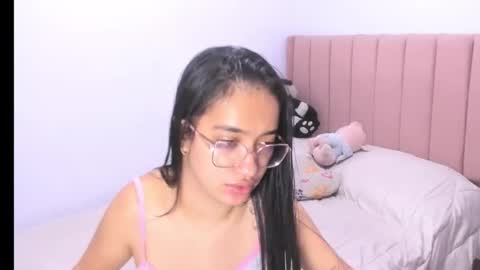 Sarah online show from 8, 10, 2025