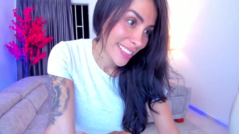Sarah online show from 12, 12, 2024