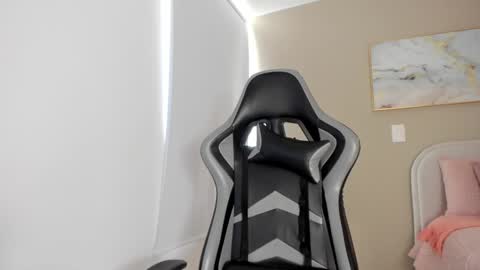 sarahI miss you guys online show from 9, 12, 2024