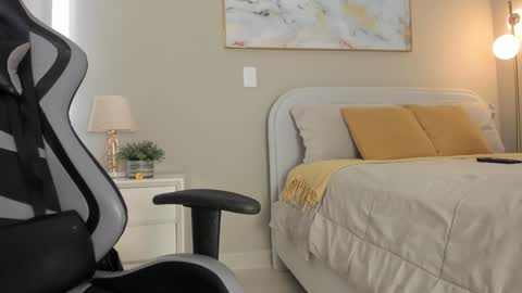 sarahI miss you guys online show from 27, 12, 2024