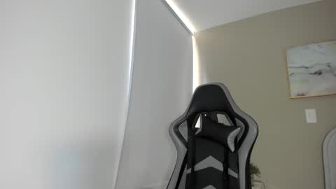 sarahI miss you guys online show from 21, 1, 2025