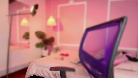   online show from 17, 1, 2025