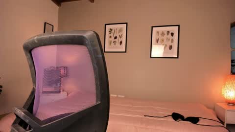   online show from 24, 1, 2025