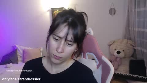 sarahdressler online show from 16, 9, 2025