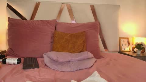 Sarah Evans online show from 25, 12, 2024