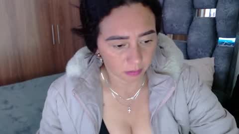 Lia online show from 3, 1, 2025