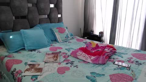 Snapshot of sarahott_1 chatting on 3, 3, 2026 Lia online show from 3, 3, 2026