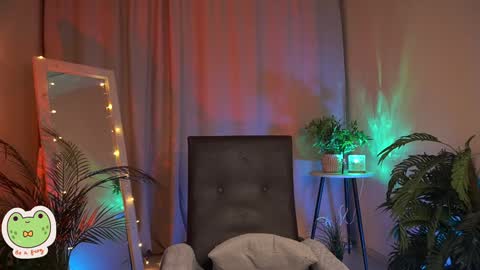 vacation 16-30 of november caucht me in insta online show from 29, 1, 2025
