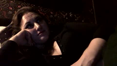 Snapshot of sarahsweetie17 chatting on 29, 10, 2025 sarahsweetie17 online show from 29, 10, 2025