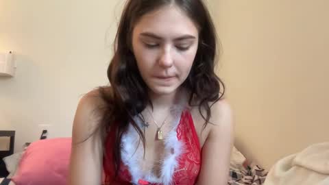 SarahxOliver online show from 22, 12, 2024