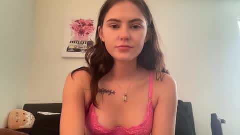 SarahxOliver online show from 16, 1, 2025