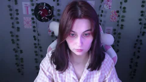 Snapshot of sarakinski chatting on 18, 1, 2025 Sara online show from 18, 1, 2025