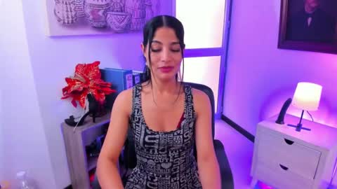 saralife69 online show from 11, 1, 2025