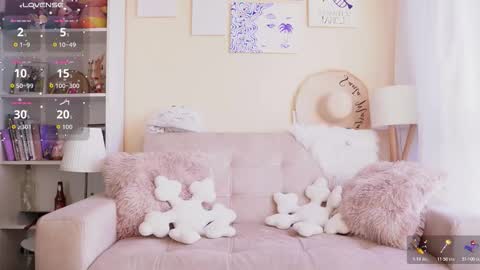 Snapshot of saraparisi_ chatting on 6, 11, 2025 Sara online show from 6, 11, 2025