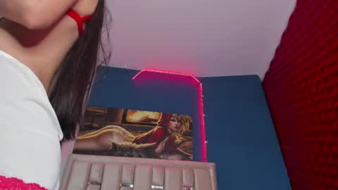  Sara  online show from 28, 12, 2024