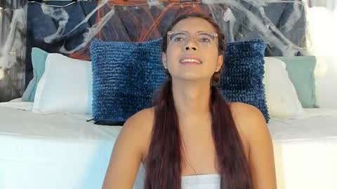 Sara online show from 25, 10, 2025