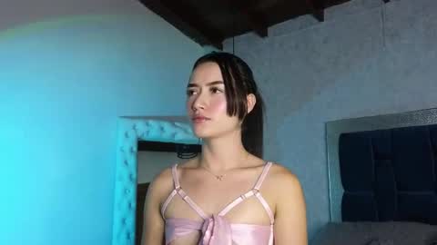 Sara W online show from 5, 12, 2024