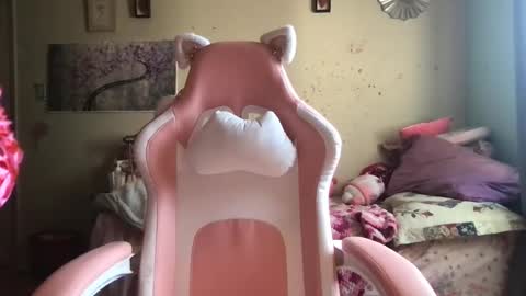 Snapshot of saraxcxo chatting on 12, 9, 2025 saraxcxo online show from 12, 9, 2025