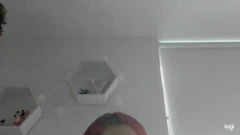 Saray  online show from 3, 3, 2025