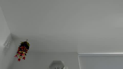 Saray  online show from 29, 9, 2025