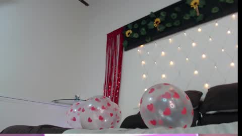 saray__jones online show from 15, 2, 2025