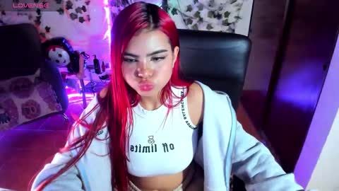 saray__jones online show from 8, 10, 2025