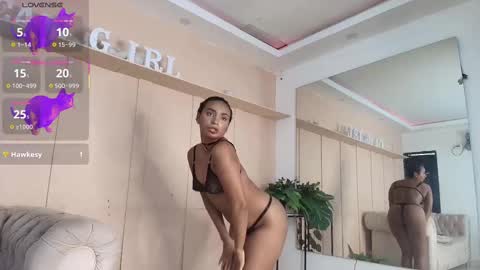 Saray Mardez online show from 24, 2, 2025