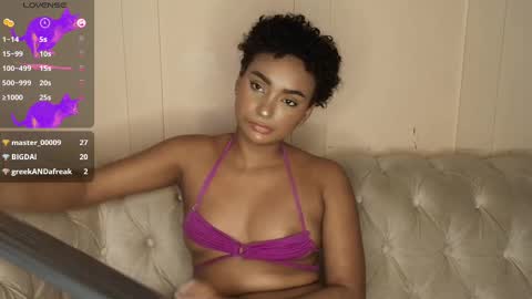 Saray Mardez online show from 26, 2, 2025