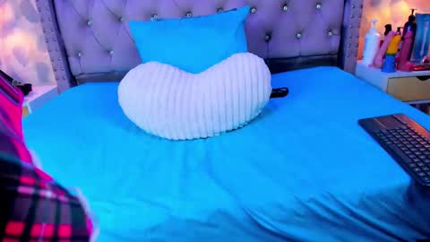 Saray online show from 10, 9, 2025