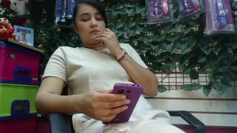 mery online show from 28, 1, 2025