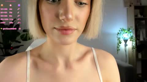 Your Selena 3 online show from 19, 1, 2026