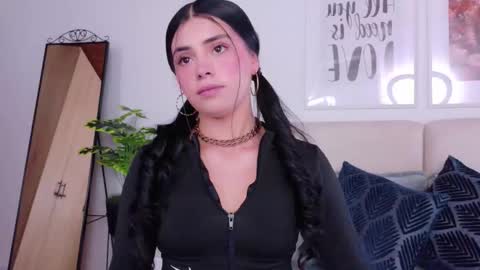 Sara online show from 25, 11, 2025