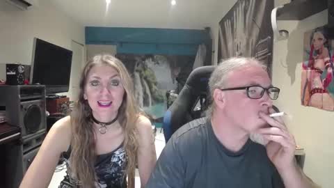 Giselle and Jay online show from 16, 10, 2025