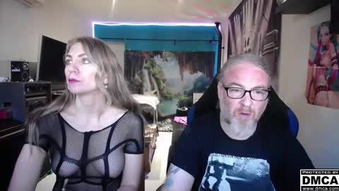 Giselle and Jay online show from 16, 11, 2025