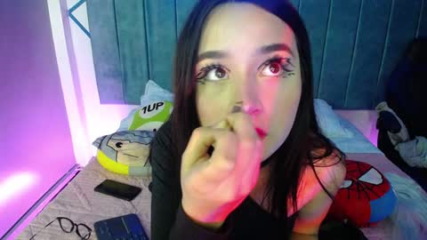 sasaloove online show from 4, 2, 2025